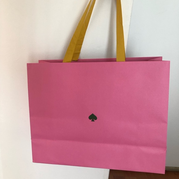 Shopping 🛍️ bags from Bloomingdale's, Kate spade NEWYORK ♠️ Apple 🍎 store . - Picture 9 of 9